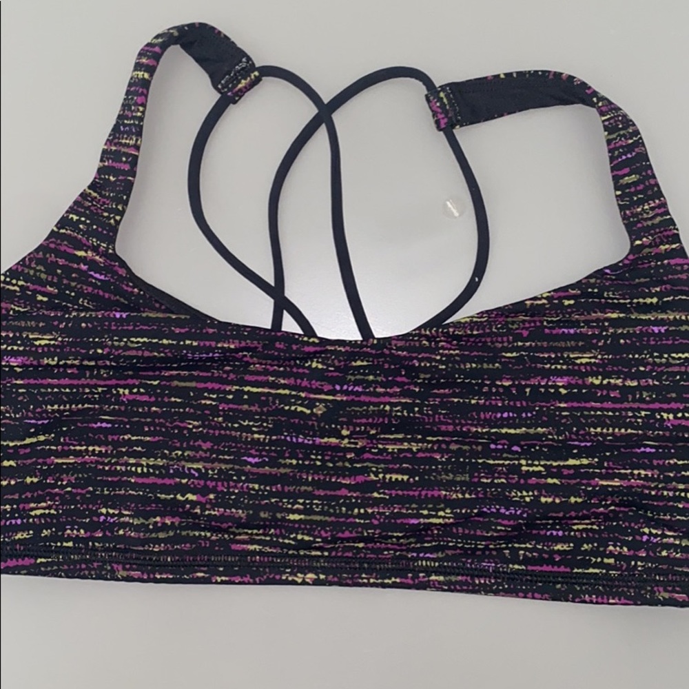 Lululemon sports bra
